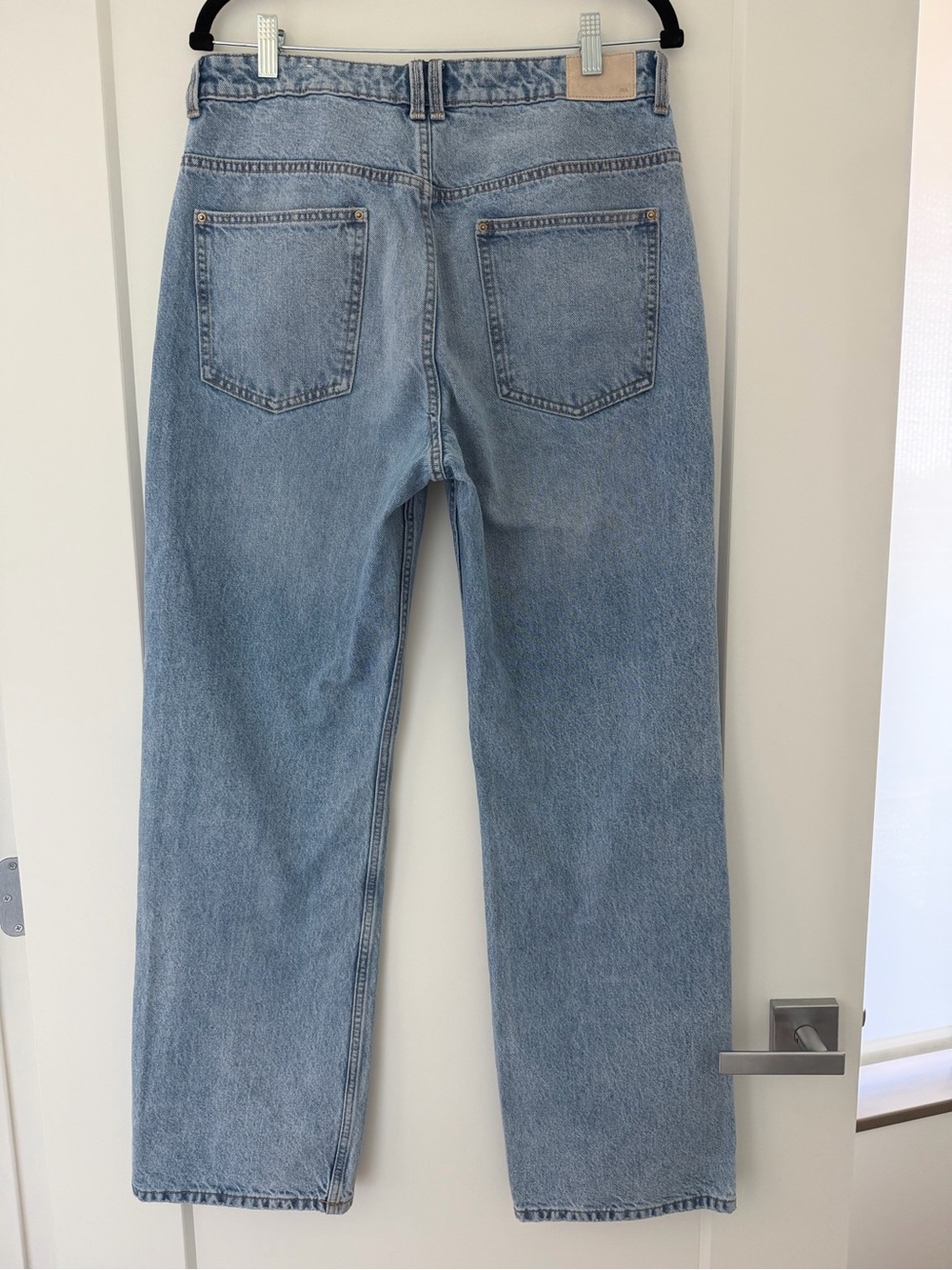 Zara Women High Wasted- Full Length straight jeans - Picture 3 of 5